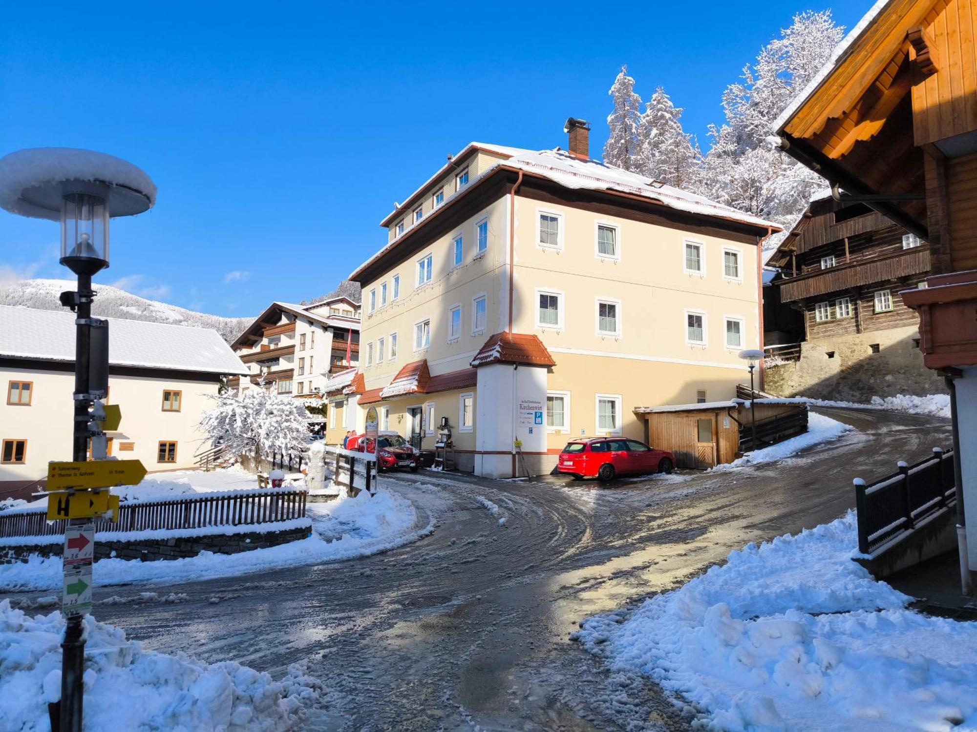 Hotel Kirchenwirt Bad Kleinkirchheim Exterior foto