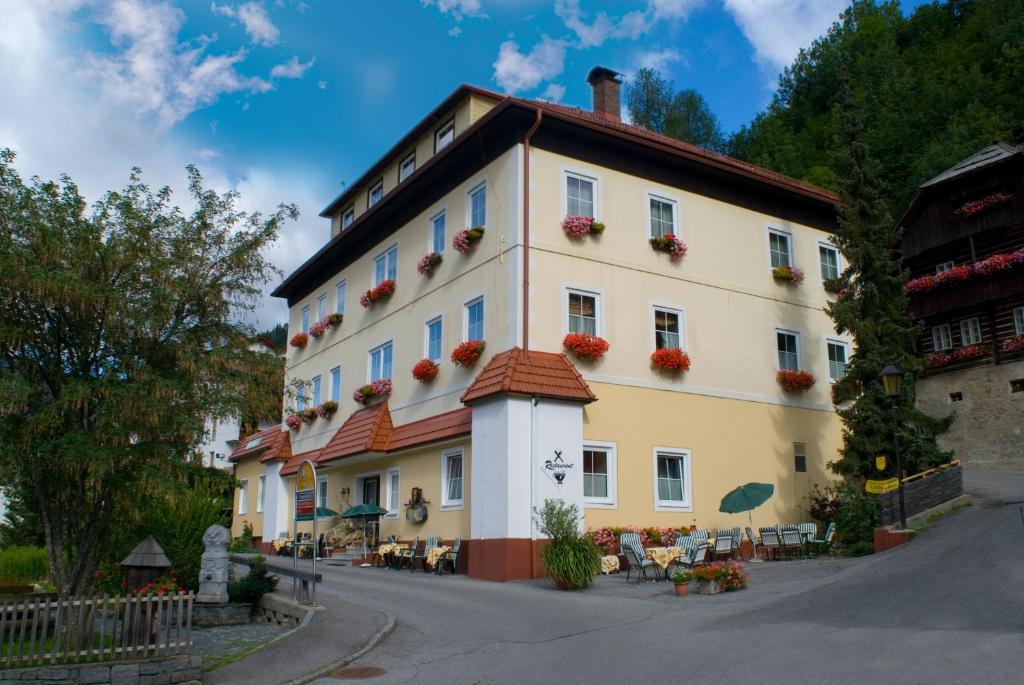 Hotel Kirchenwirt Bad Kleinkirchheim Exterior foto