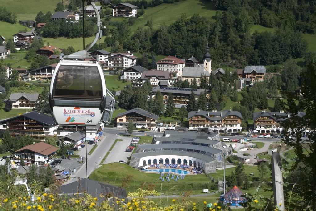 Hotel Kirchenwirt Bad Kleinkirchheim Exterior foto